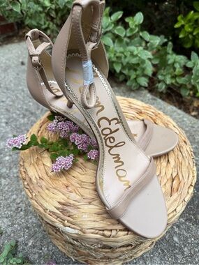 Sam Edelman Beige/Nude Strappy Heel Sandals